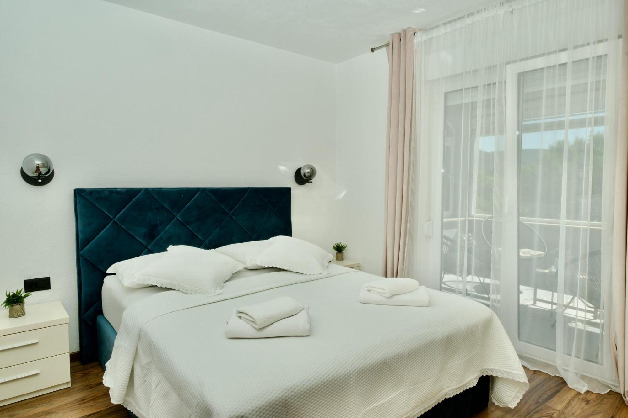 Bristivica Apartment Lana מראה חיצוני תמונה